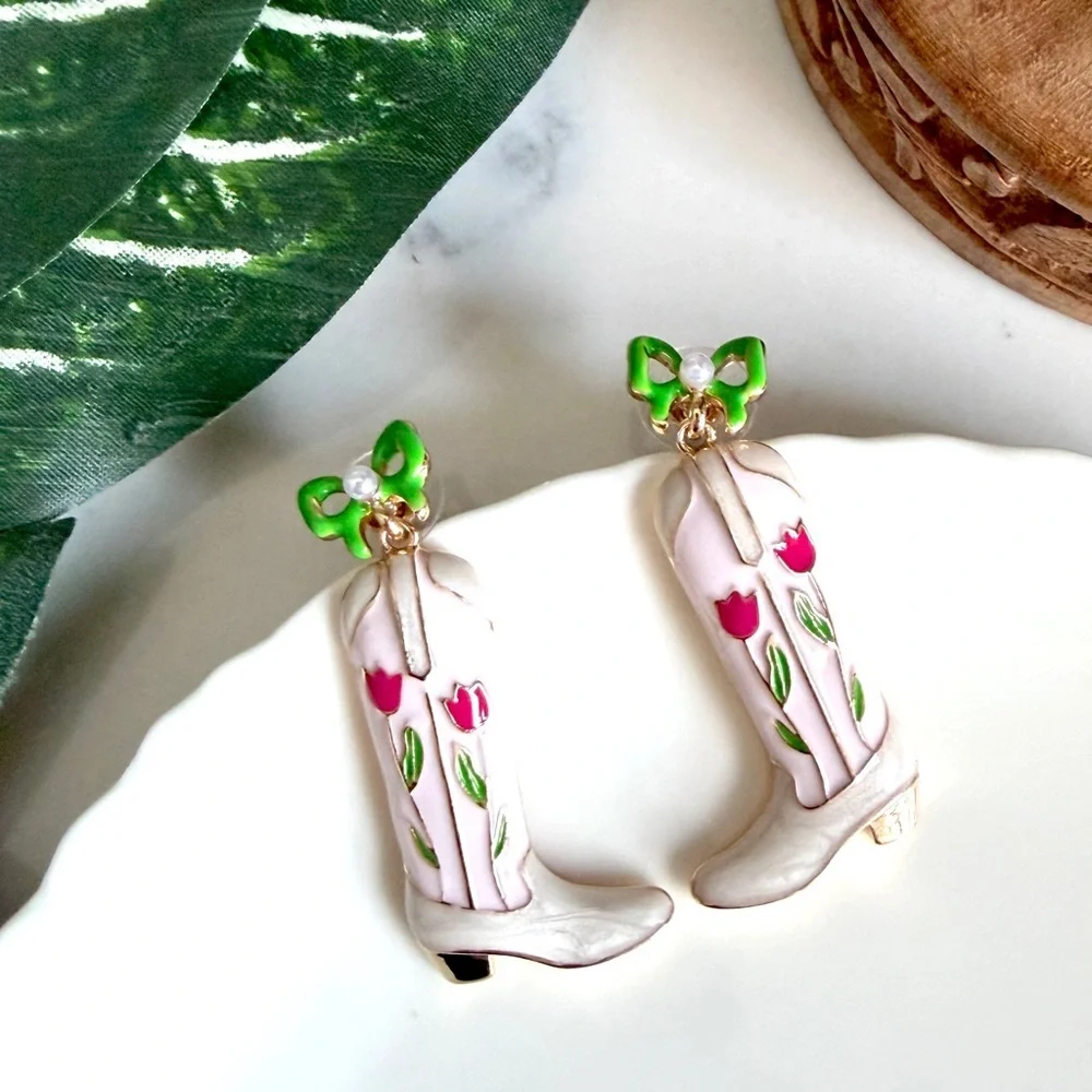 2/$30🌵 White Cowboy Boots Flower Enamel Earrings Gold Tone Bow Western Cowgirl